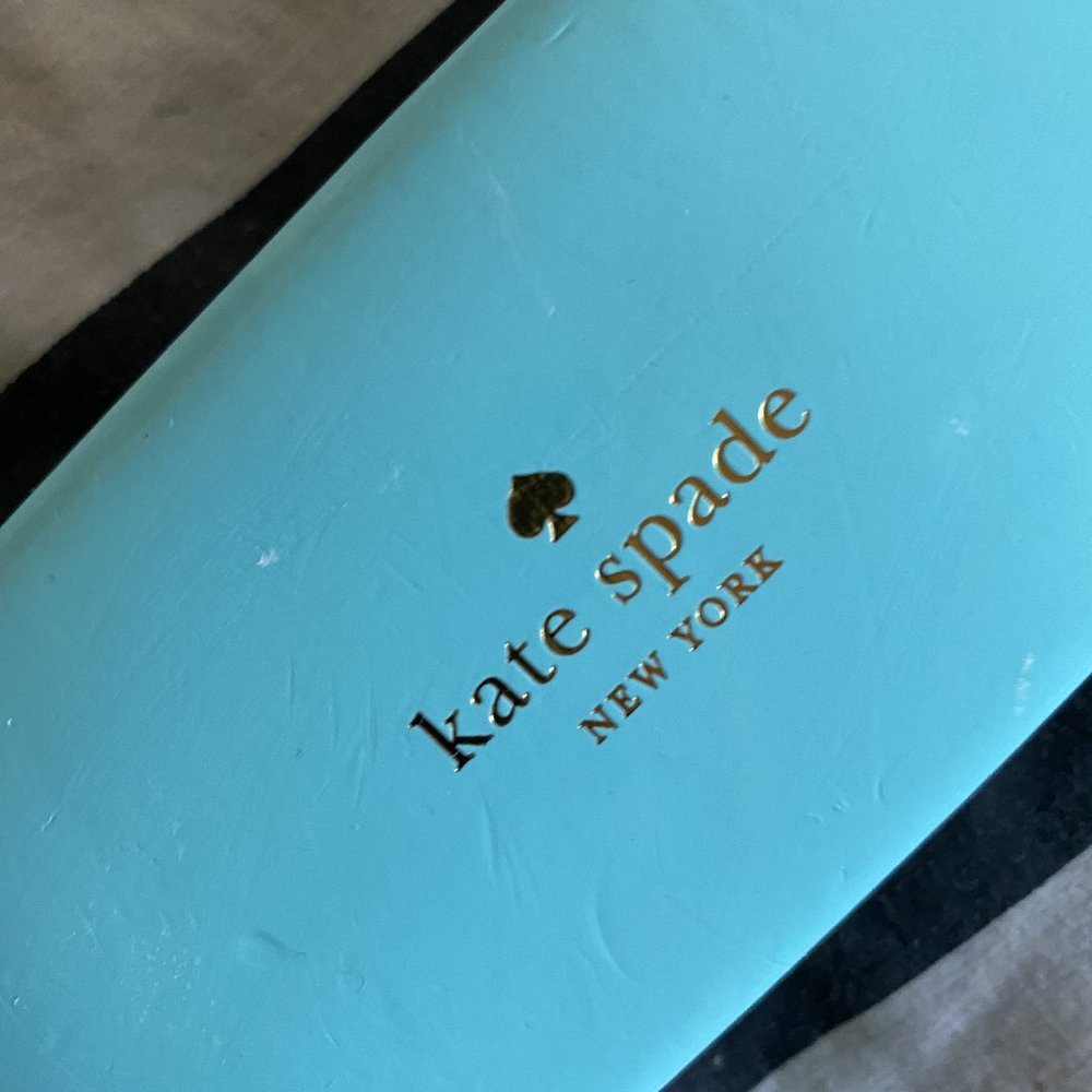 KATE SPADE NEW YORK SUNGLASS CASE - Picture 2 of 7